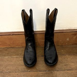 Ariat men’s boots.